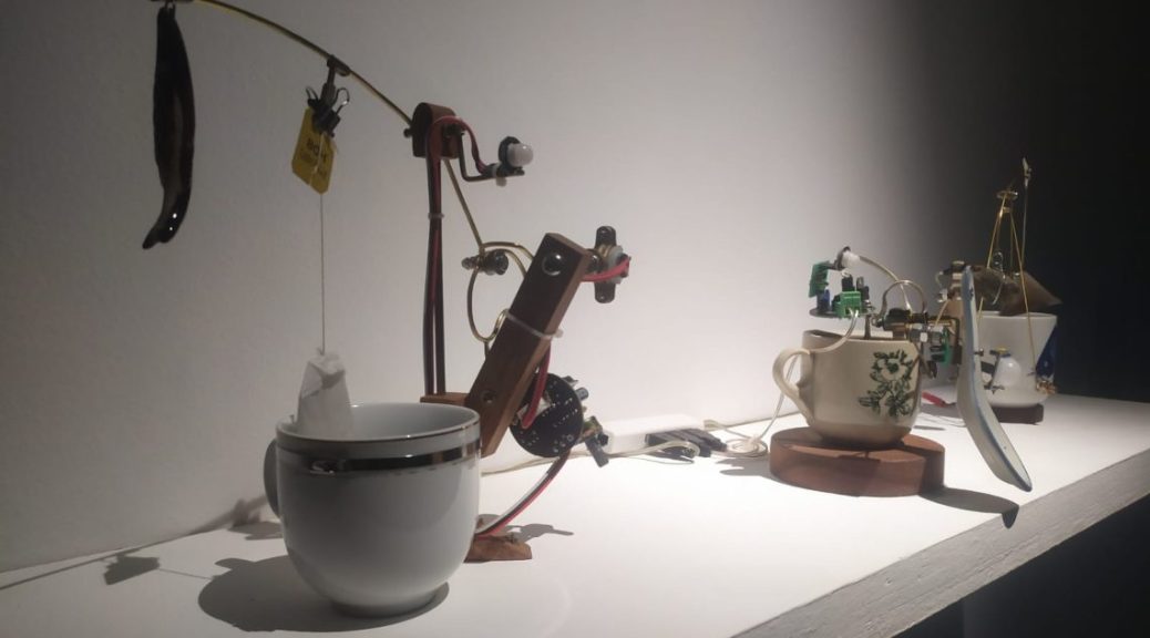 Dari Wayang di Hotel, Robot Cangkir, sampai Dedemit di Galeri: Juli 2026 Jadi Bulan di Mana Seni Bisa Ditemukan di Tempat Paling Nggak Terduga